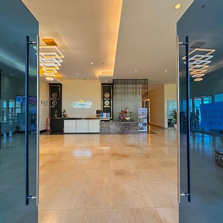 Апартаменты Sophisticated Oceanview Studio In La Mirada Мактан Экстерьер фото