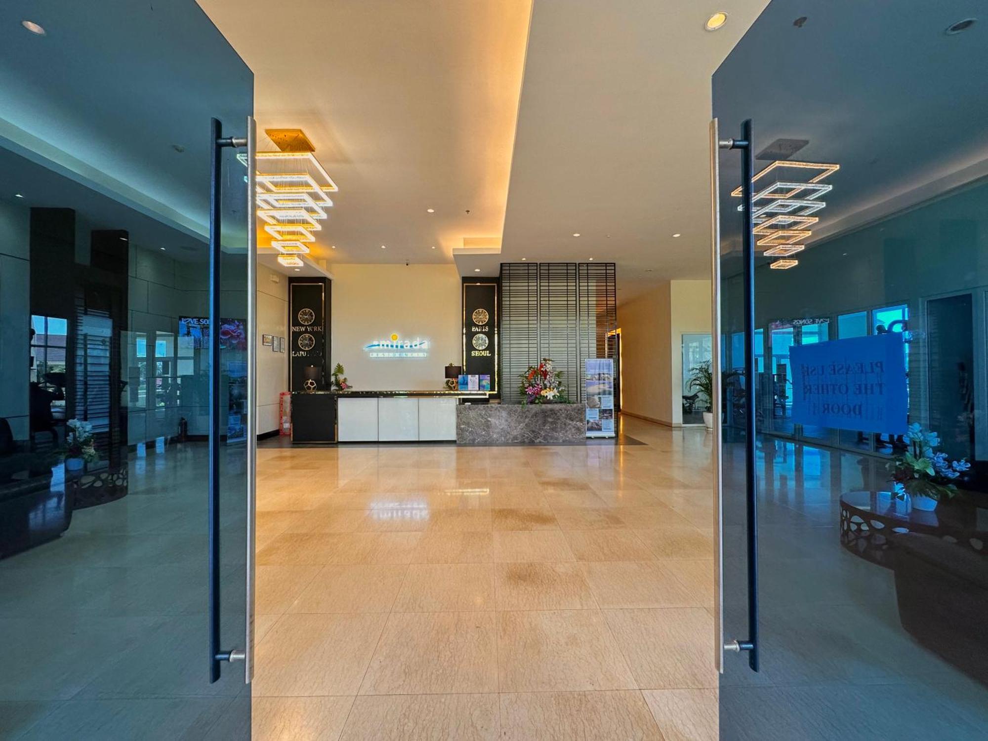 Апартаменты Sophisticated Oceanview Studio In La Mirada Мактан Экстерьер фото